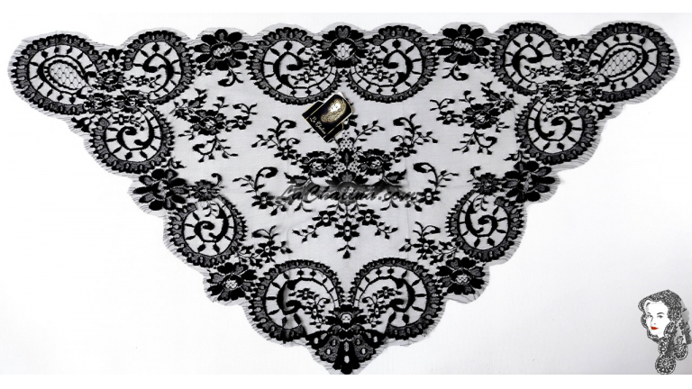 MEDALLON - BLACK 2
