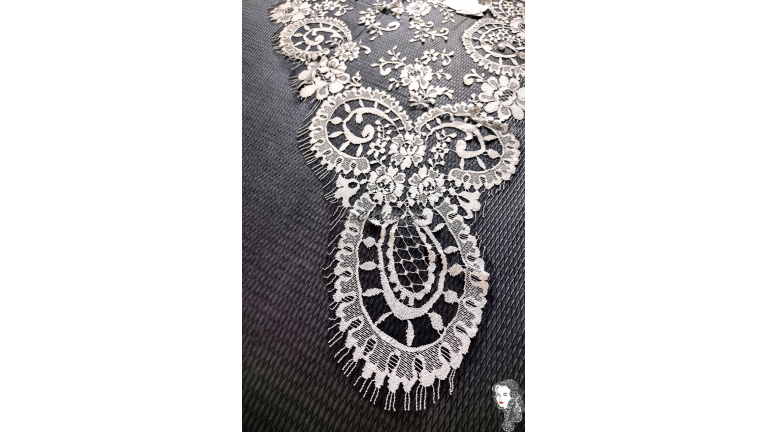 MEDALLON - SILVER / BLACK 4