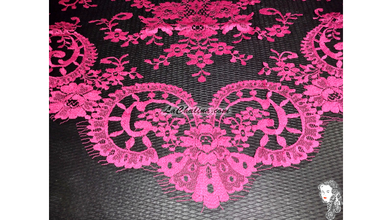 MEDALLON - FUCHSIA / BLACK 441