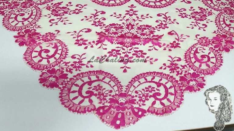 MEDALLON - FUCHSIA / GOLD 444