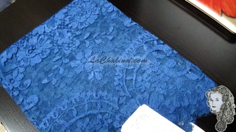 MEDALLON - ELECTRIC BLUE 605